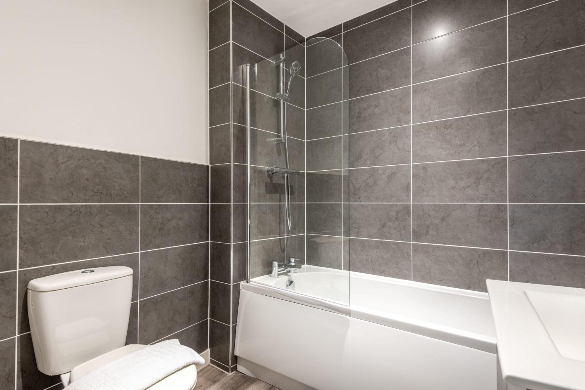 Lovely 1 Bedroom Apartment In Central ロザーハム エクステリア 写真